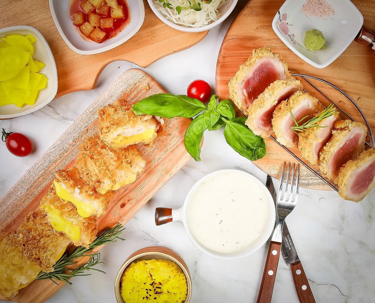 프로모션 라인업 컷 - 3건 프로젝트 톤 일치