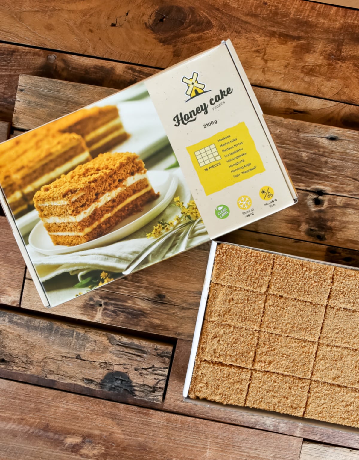 카페 아이스 음료 촬영 — 투명잔과 얼음 표현