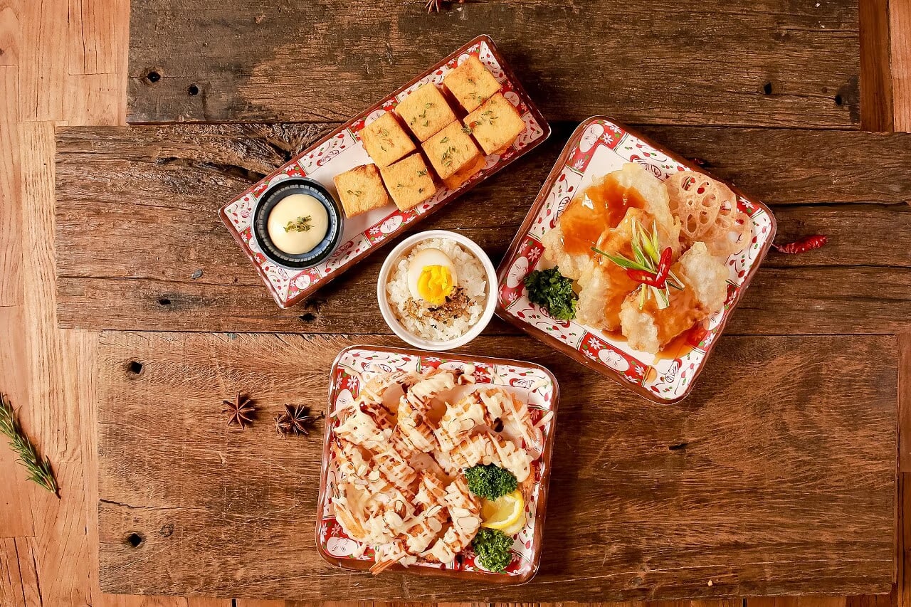 마라 메뉴 4종 라인업 컷 - 카테고리 비교용