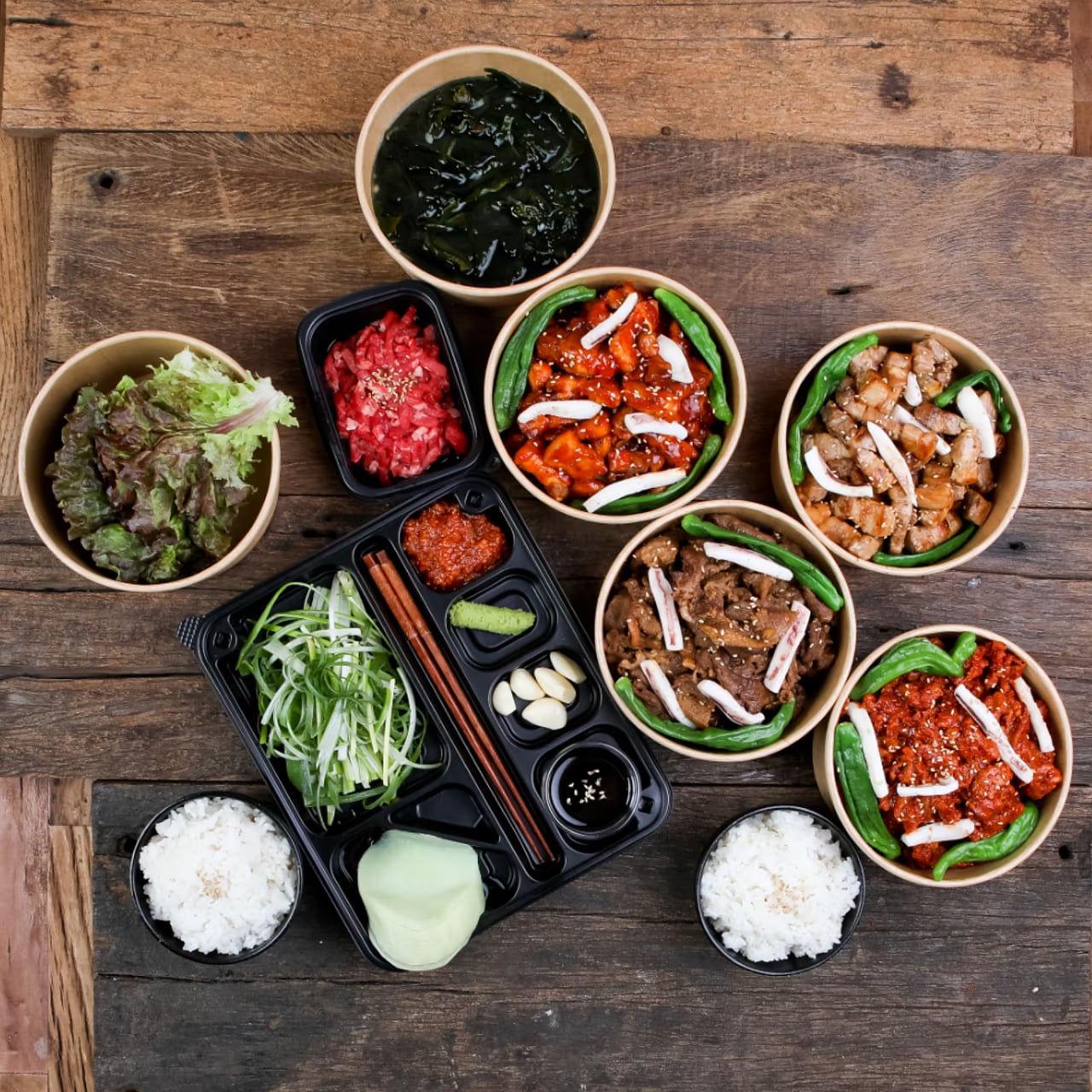 벌집목살 원육 컷 - 벌집 패턴과 마블링 표현