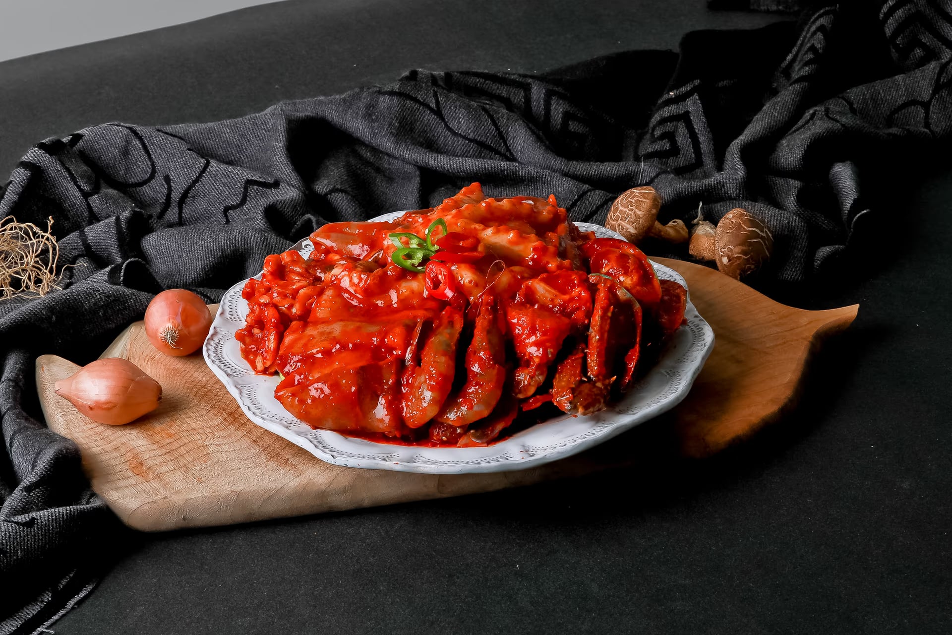 갑오징어 손질 전후 비교 컷